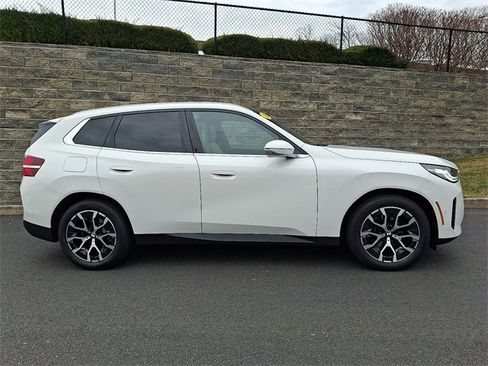 Used 2025 BMW X3 xDrive30i image 7