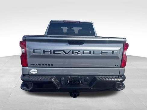 Used 2023 Chevrolet Silverado 1500 LT Trail Boss w/ LPO, Dark Essentials Package image 4