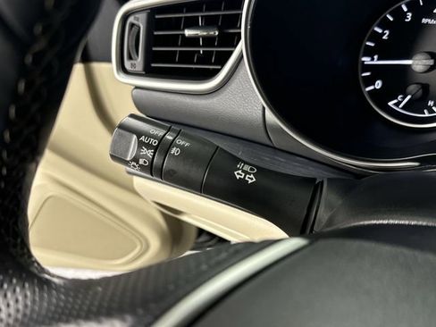 Used 2023 Nissan Maxima Platinum w/ Sport Mat Group image 16