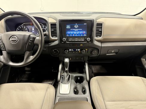 Used 2023 Nissan Frontier SV w/ SV Convenience Package image 37