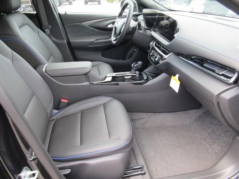 New 2026 Buick Envista Sport Touring w/ Convenience I Package FWD image 10