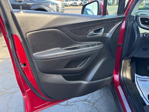 Used 2015 Buick Encore FWD image 12