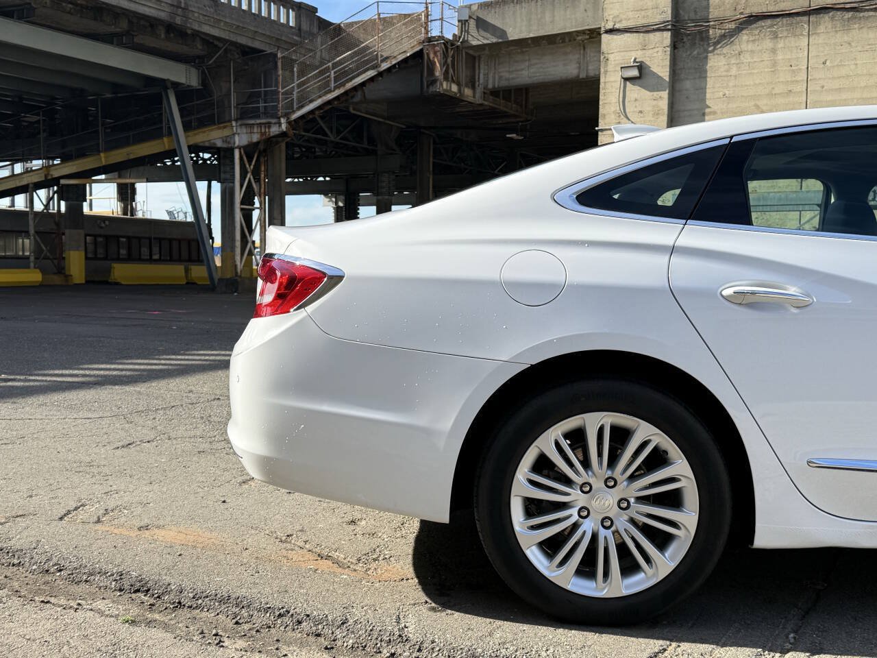 Used 2019 Buick LaCrosse Essence w/ Sun and Shade Package FWD image 73