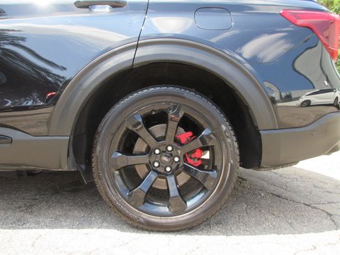 Used 2022 Ford Explorer ST w/ Equipment Group 401A AWD/4WD image 24