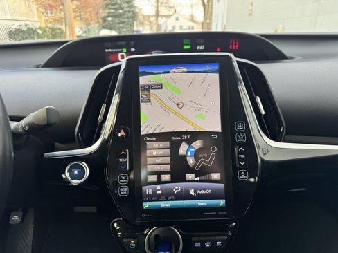 Used 2021 Toyota Prius Prime XLE w/ Carpet Mat Package (TMS) image 26