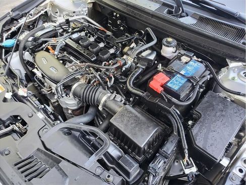 Used 2025 Honda Accord SE image 16