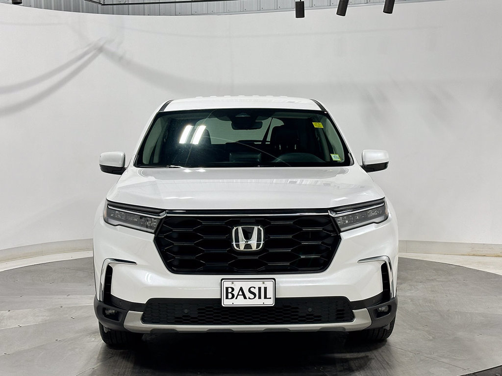 Used 2025 Honda Pilot EX-L image 9