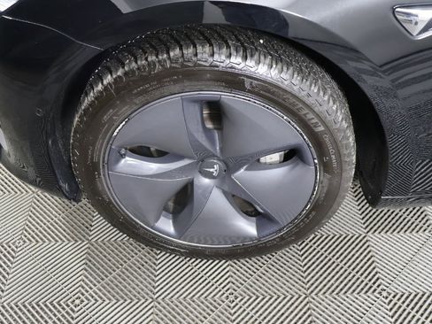 Used 2019 Tesla Model 3 Standard Range Plus image 20