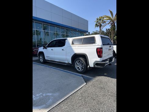 Used 2022 GMC Sierra 1500 SLT RWD image 5