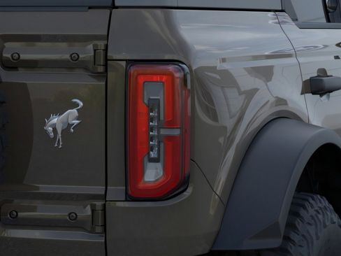 New 2026 Ford Bronco Outer Banks w/ Sasquatch Package AWD/4WD image 23