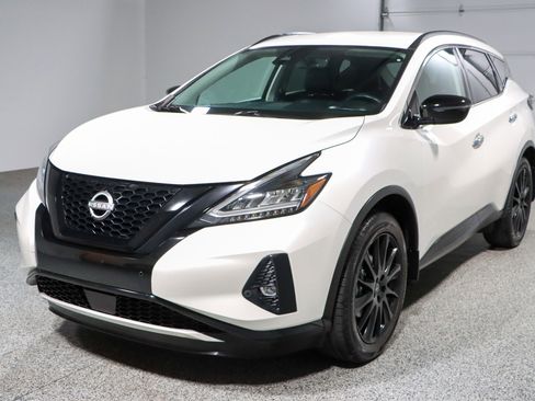 Used 2023 Nissan Murano SV w/ SV Midnight Edition Package FWD image 30