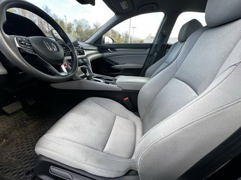 Used 2018 Honda Accord LX image 22