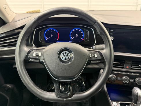 Used 2019 Volkswagen Jetta SEL FWD image 34