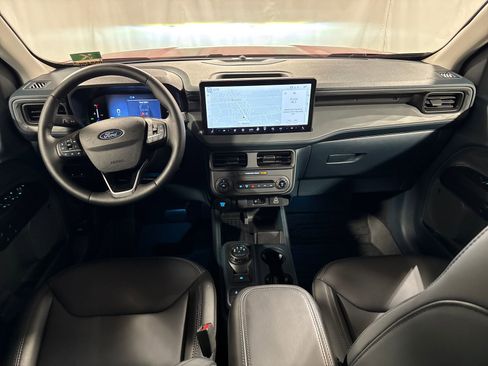 Used 2025 Ford Maverick Lariat w/ Black Appearance Package AWD/4WD image 4