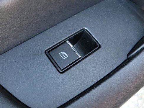 Certified 2025 MAZDA CX-70 Plug-In Hybrid w/ Premium Pkg image 17