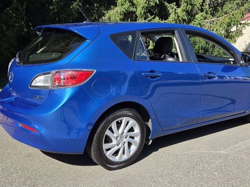 Used 2012 MAZDA MAZDA3 i Grand Touring FWD image 3