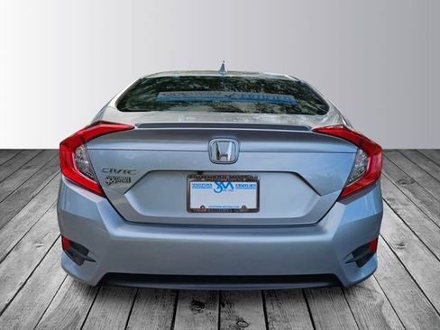 Used 2016 Honda Civic EX-L image 4