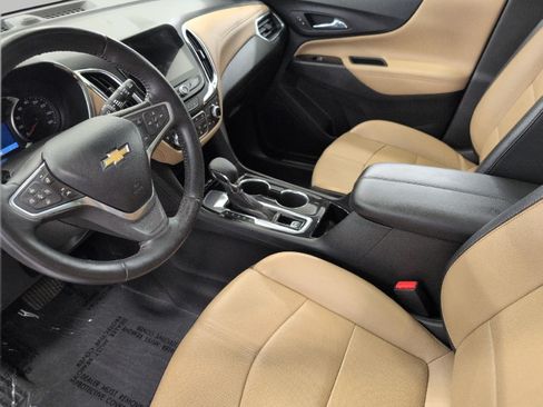 Certified 2022 Chevrolet Equinox Premier FWD image 9