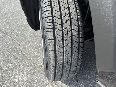 Used 2024 Toyota RAV4 LE image 28