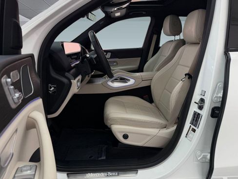 Used 2025 Mercedes-Benz GLE 450 4MATIC image 5