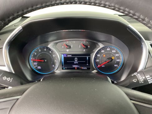 Used 2018 Chevrolet Equinox LT w/ Sun & Infotainment Package FWD image 26