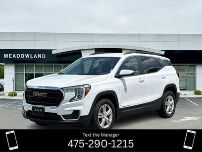 Used 2022 GMC Terrain SLE w/ Driver Convenience Package