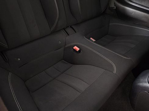 Used 2019 Ford Mustang Coupe image 28