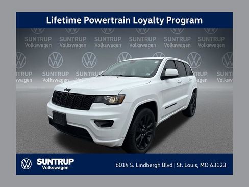 Used 2018 Jeep Grand Cherokee Altitude image 1