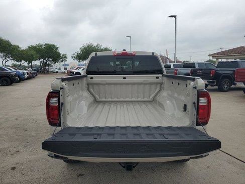 New 2026 GMC Canyon Elevation w/ Convenience Package RWD image 13