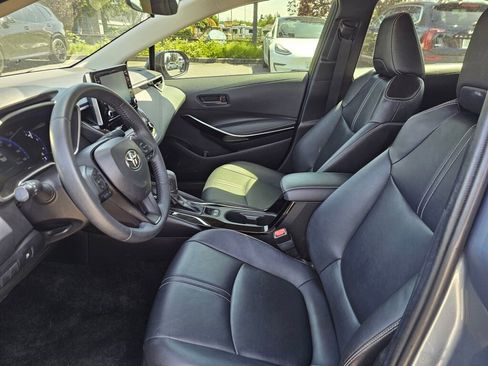 Used 2022 Toyota Corolla LE w/ Premium Interior Package FWD image 24