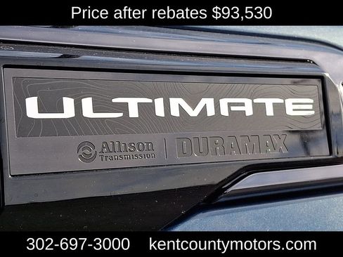 New 2026 GMC Sierra 2500 Denali Ultimate w/ LPO, Black Badging Package image 25