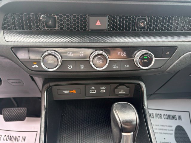 Used 2025 Honda CR-V Sport image 17
