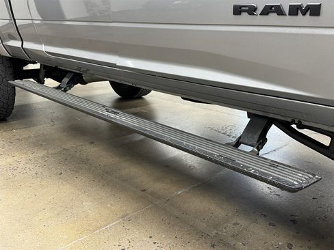 Used 2024 RAM 3500 Limited AWD/4WD image 21