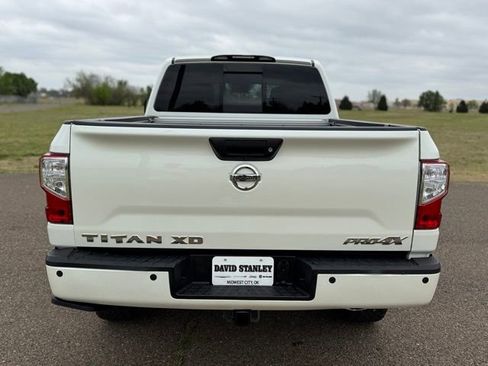 Used 2019 Nissan Titan PRO-4X w/ Pro-4x Utility Package AWD/4WD image 5