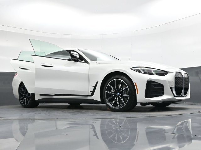 New 2026 BMW i4 xDrive40i w/ M Sport Package AWD/4WD image 43