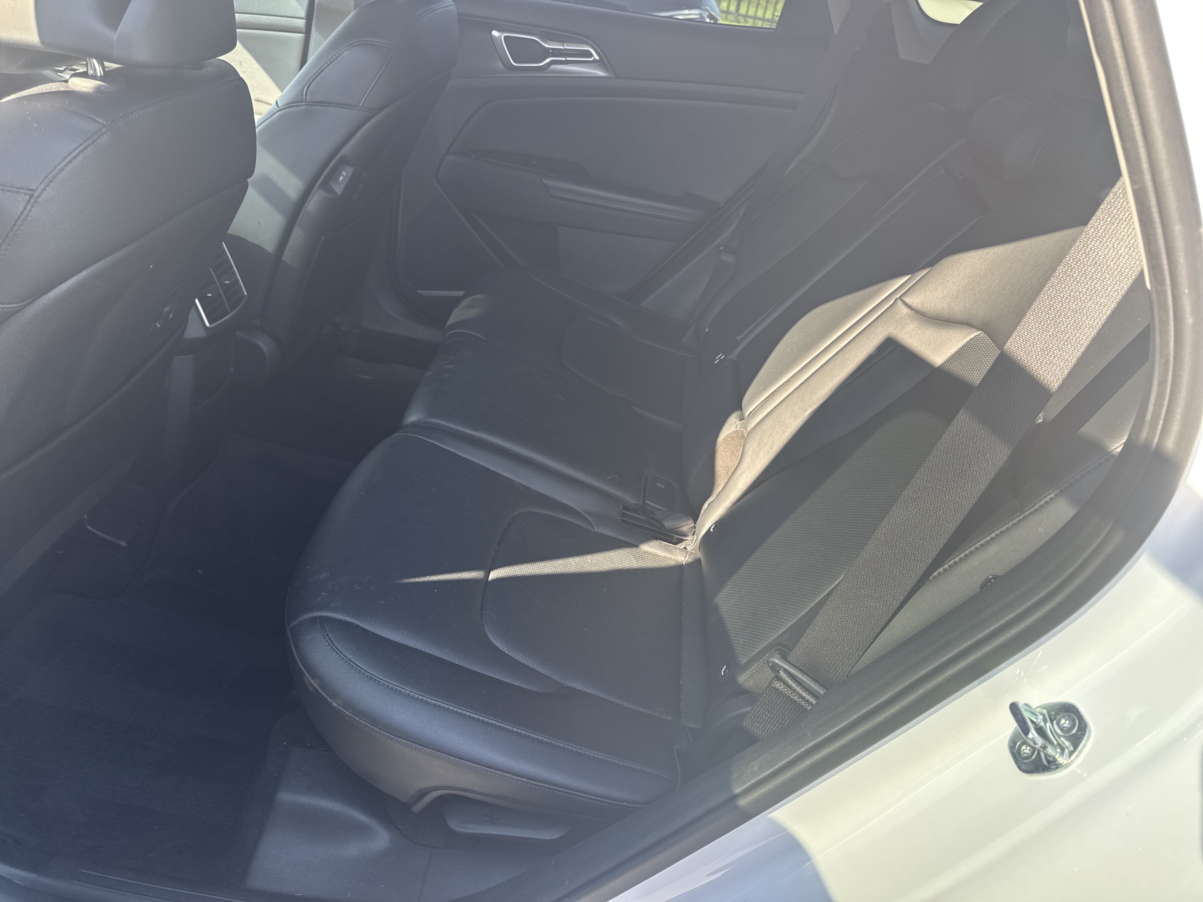 Used 2023 Kia Sportage EX FWD image 32