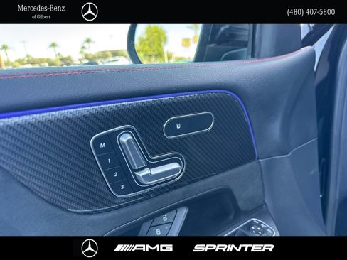 Used 2022 Mercedes-Benz GLB 250 image 14