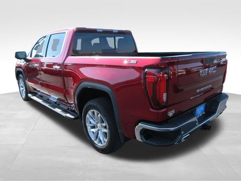 Certified 2022 GMC Sierra 1500 SLT w/ SLT Premium Package AWD/4WD image 3