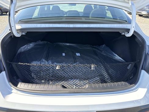 New 2026 Hyundai Elantra SEL Sport FWD image 12