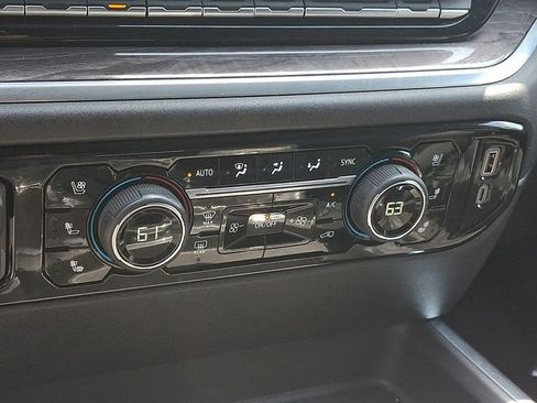 Used 2025 Chevrolet Silverado 2500 LTZ w/ LTZ Plus Package image 18