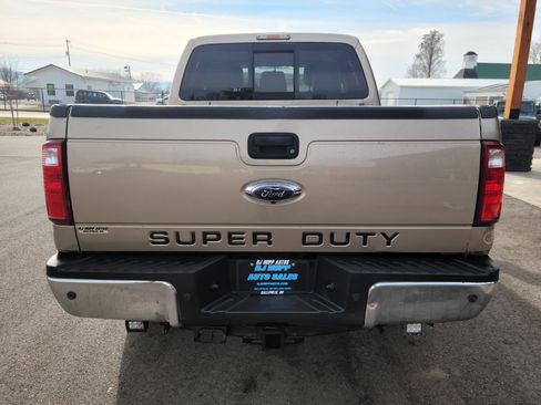 Used 2013 Ford F250 Lariat w/ Chrome Pkg image 5