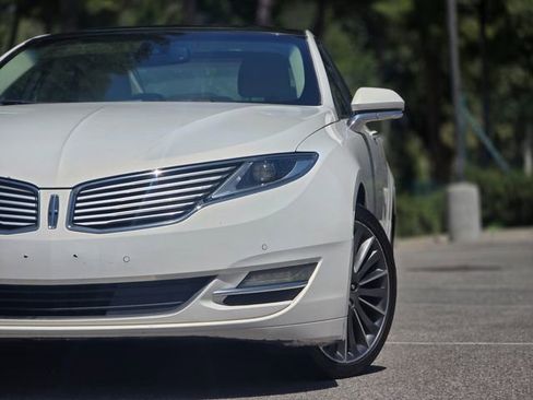 Used 2013 Lincoln MKZ Hybrid FWD image 24
