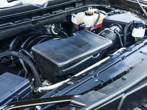Used 2023 GMC Yukon Denali Ultimate AWD/4WD image 18