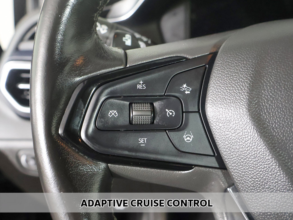 Used 2023 Chevrolet Bolt EUV Premier w/ Sun & Sound Package FWD image 7