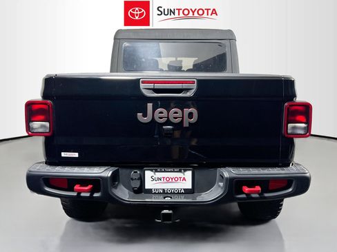 Used 2022 Jeep Gladiator Rubicon AWD/4WD image 5