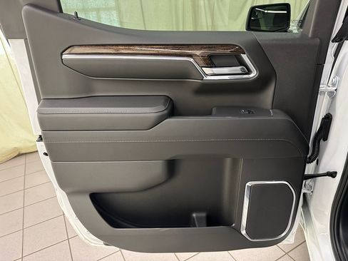 Certified 2024 GMC Sierra 1500 Elevation image 40