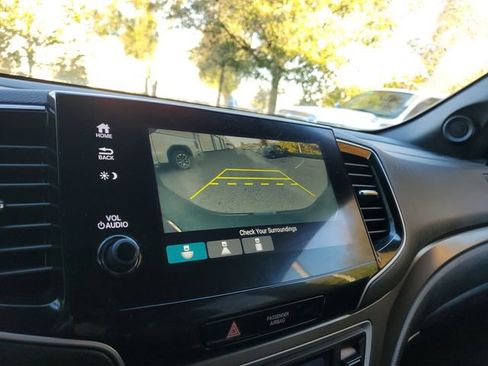 Used 2021 Honda Passport Sport image 22