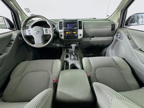 Used 2017 Nissan Frontier SV w/ SV Value Truck Package image 28