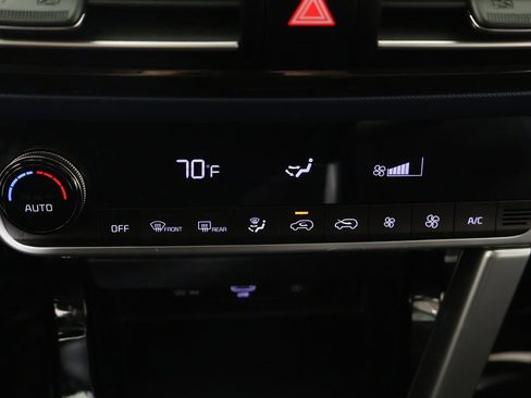 Used 2023 Kia Seltos S w/ Navigation Package image 45