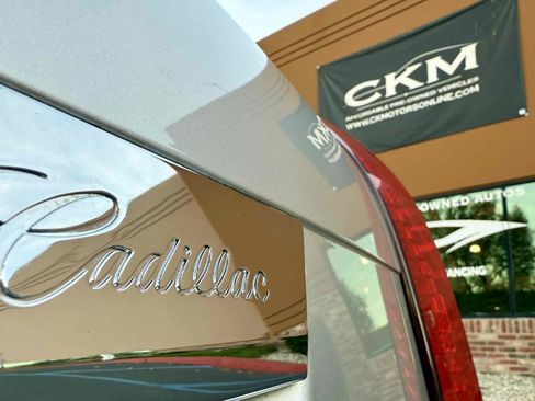 Used 2011 Cadillac CTS AWD Wagon image 22